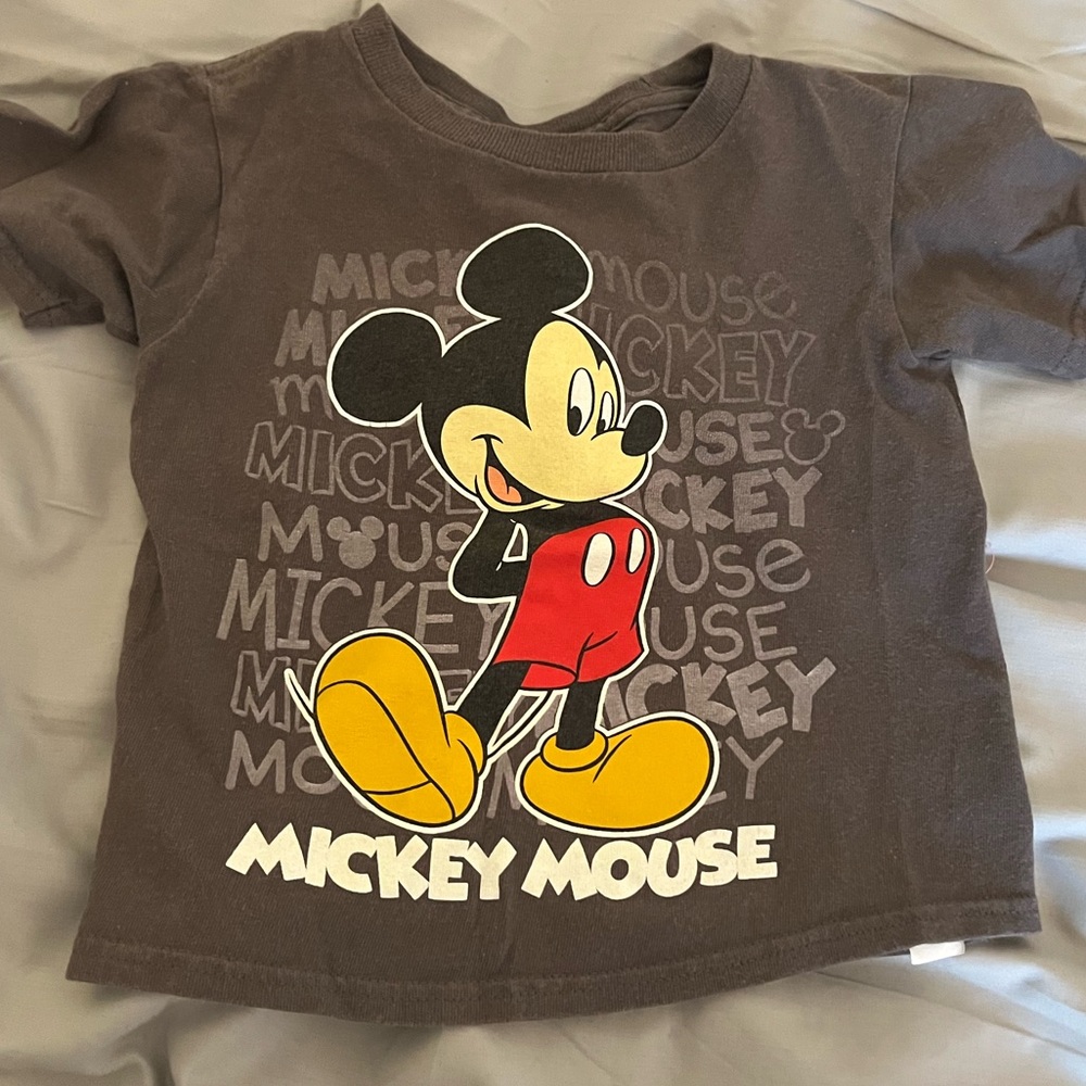 ❤️4 for $10❤️ Mickey Mouse 3T short sleeve top